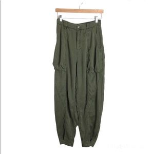 URBAN OUTFITTERS Green Jogger Pants